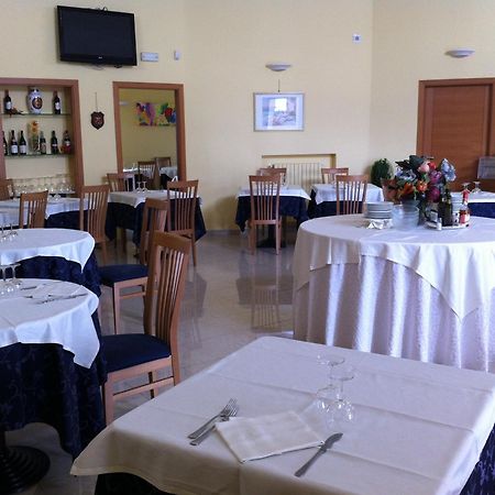 Hotel Atleti Foggia Ngoại thất bức ảnh